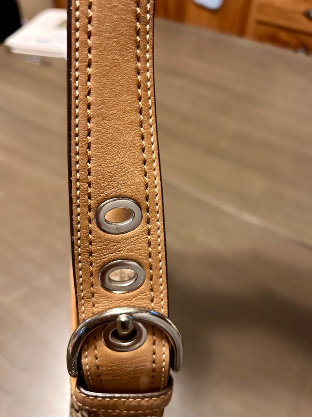 Vintage Coach F10925 Signature Canvas Shoulder Bag - Picture 11 of 13